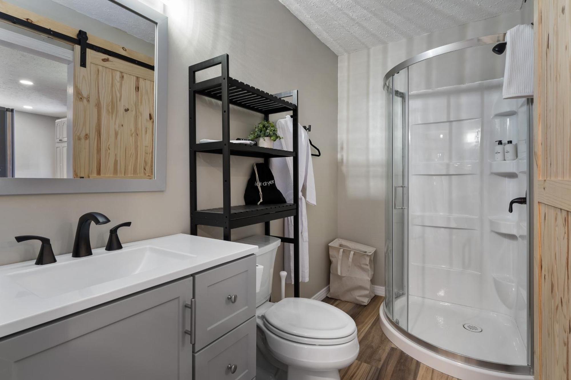 Spacious Cabin Near Hocking Hills And Caves With Hot Tub And Firepit Laurelville Экстерьер фото