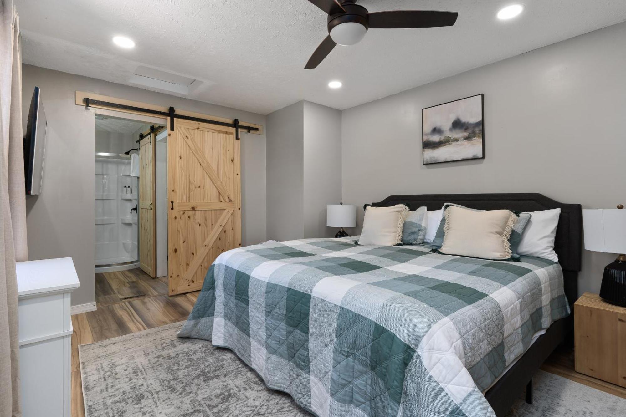 Spacious Cabin Near Hocking Hills And Caves With Hot Tub And Firepit Laurelville Экстерьер фото