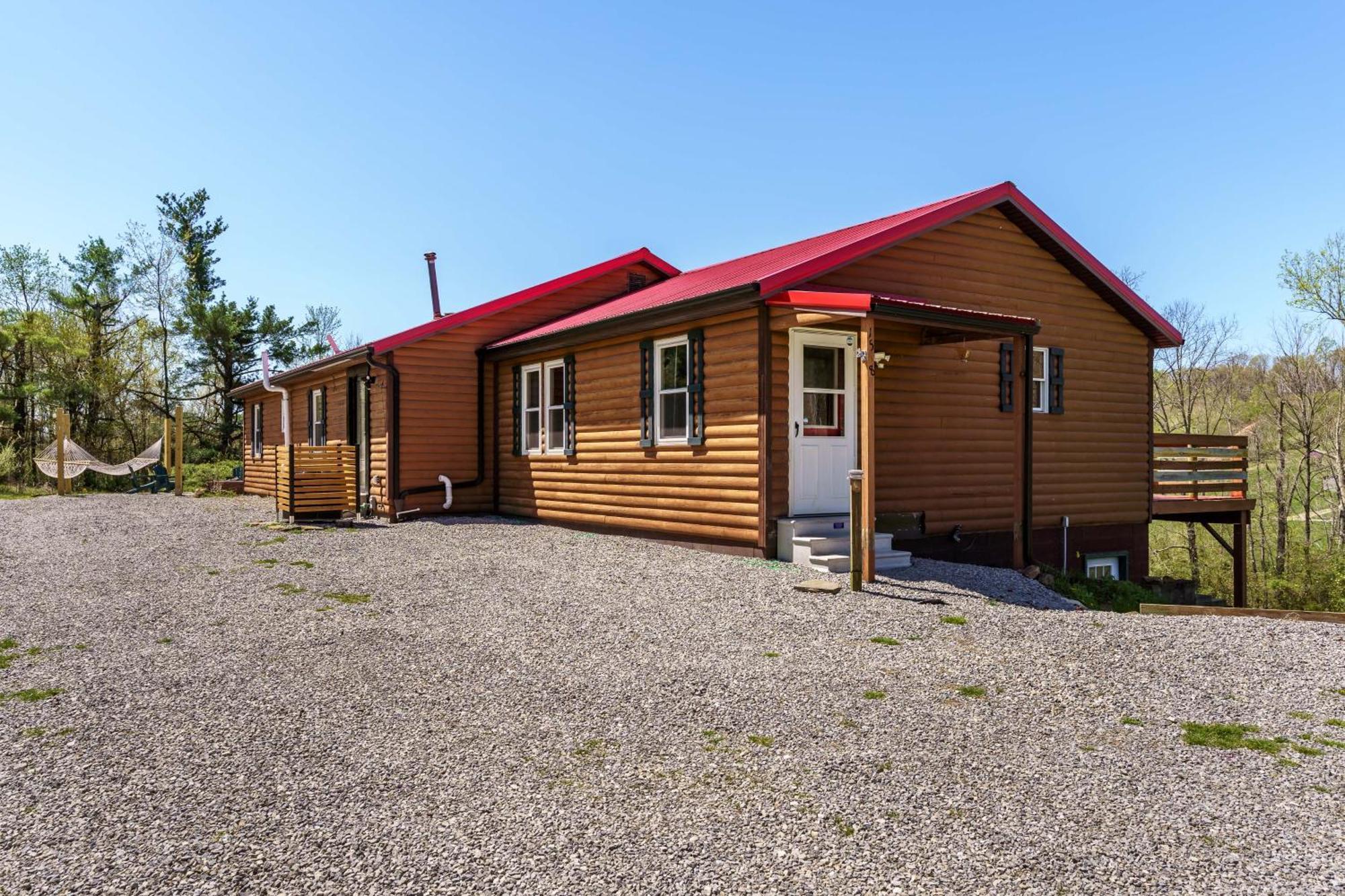 Spacious Cabin Near Hocking Hills And Caves With Hot Tub And Firepit Laurelville Экстерьер фото